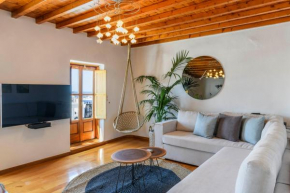 Floral Villa Appartment Two Bedrooms with marvelous view in the town